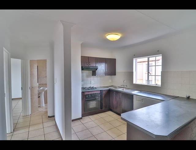 2 BEDROOM APARTMENT FOR SALE IN NOORDWYK